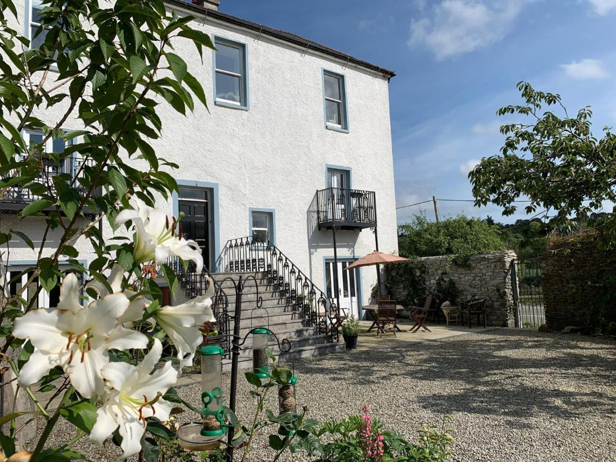Riverbank House Bed And Breakfast Innishannon Екстер'єр фото