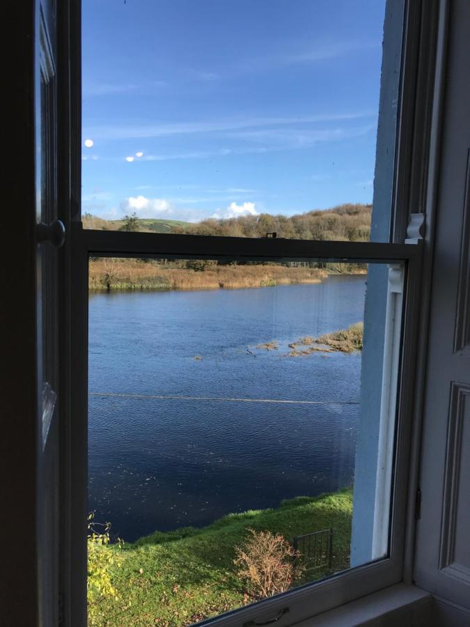 Riverbank House Bed And Breakfast Innishannon Екстер'єр фото